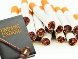 Rokok Ilegal Bebas Dijual di Bawah Fly Over Lawang, APH Diduga Tutup Mata?